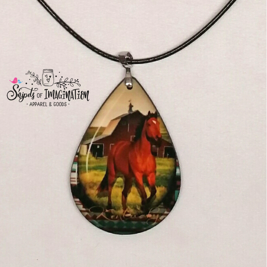 Necklace - Horse and Barn Scene with Kentucky in Gold color